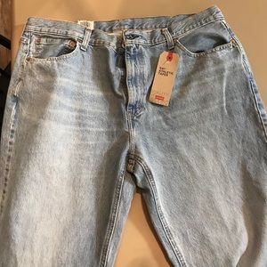 Levi’s 541 athletic fit light wash jean